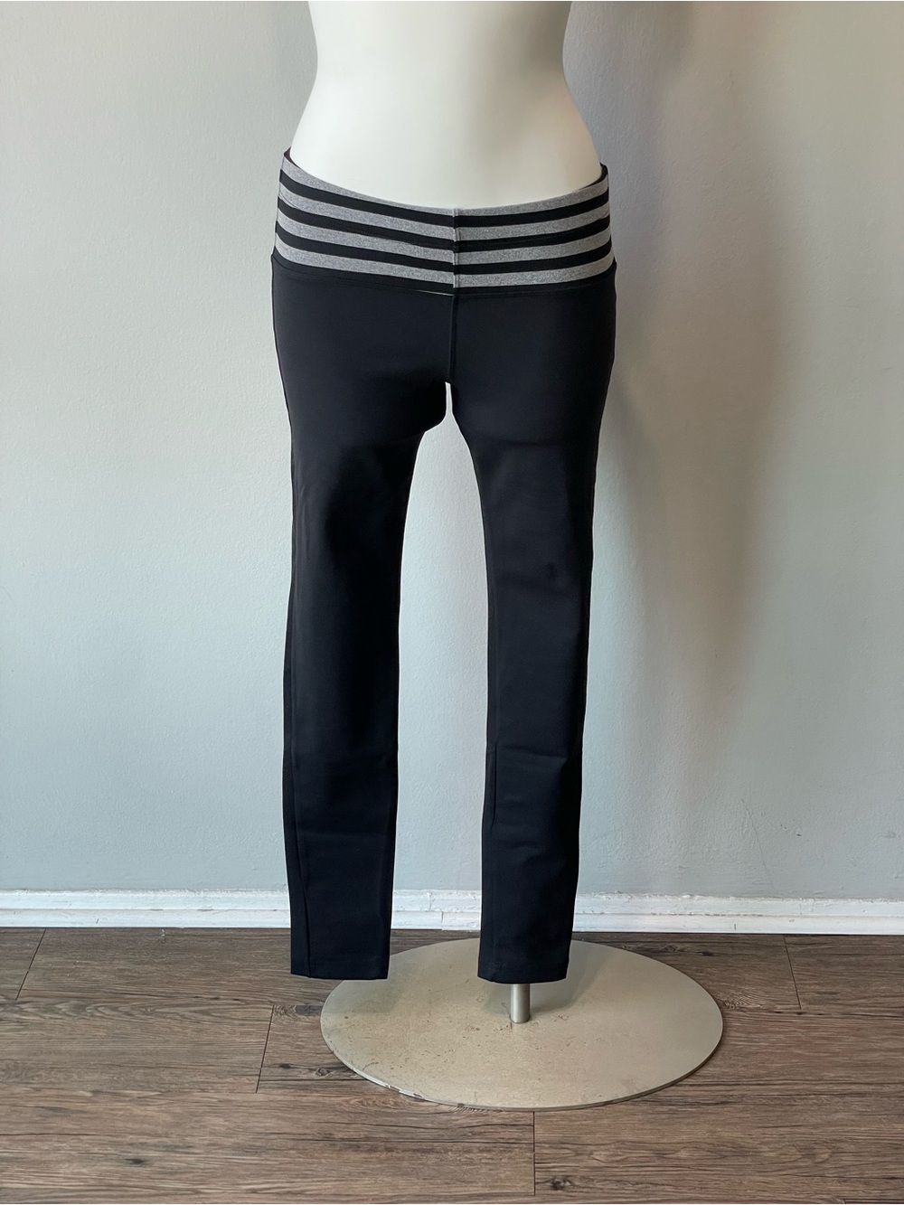 Hard Tail Black Leggings with Gray Striped Waistband